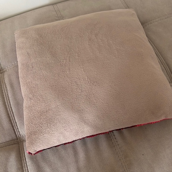 Sparkly pillow - Picture 5 of 5